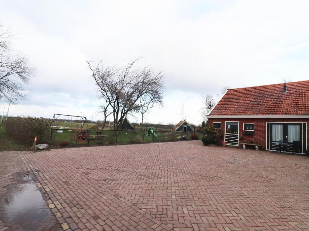 Fine Holiday Home In Donkerbroek Екстериор снимка
